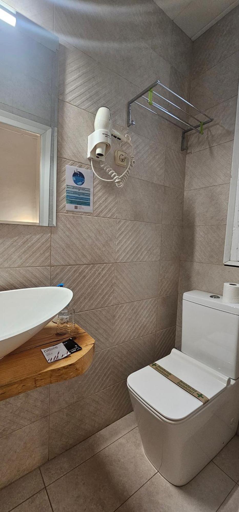 Hostal Eixample Barcelona Luaran gambar