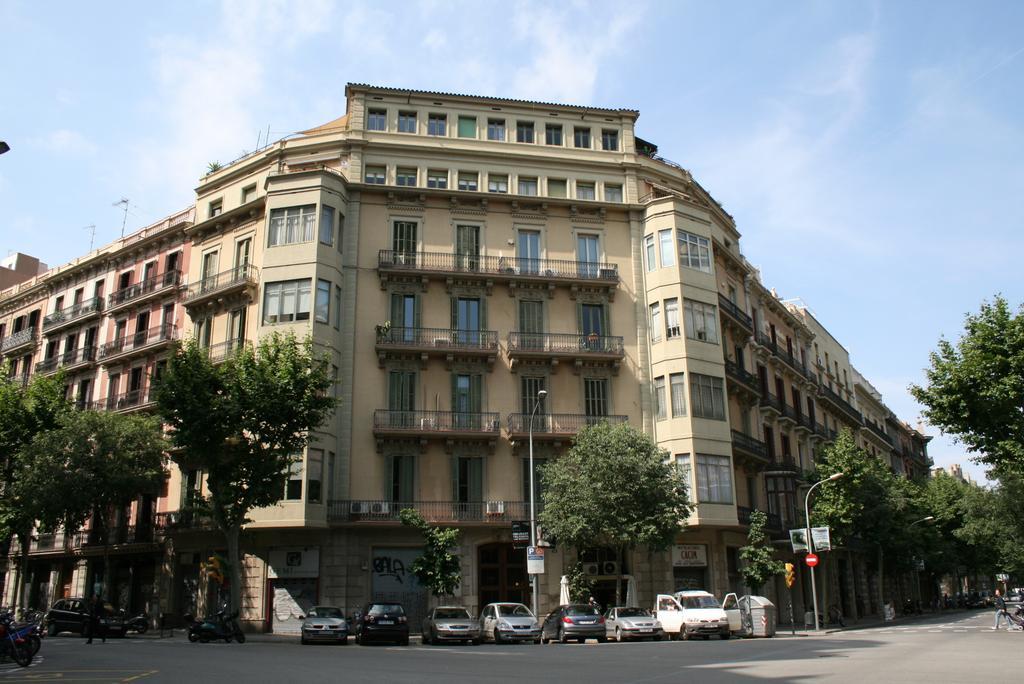 Hostal Eixample Barcelona Bilik gambar